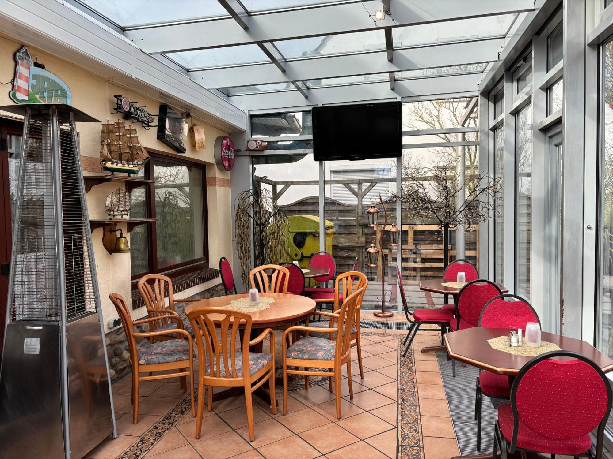 קרוליננזיל Hotel-Restaurant Cafe Caro מראה חיצוני תמונה